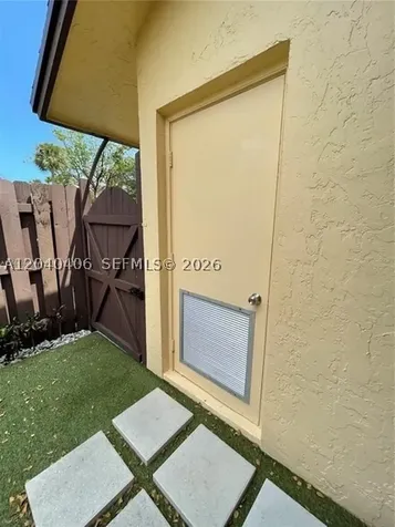 112 Fox Road Hollywood FL 33024
