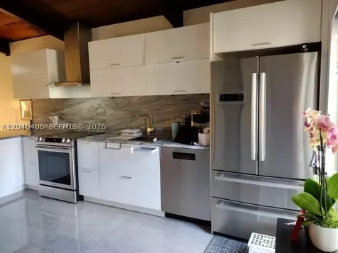 112 Fox Road Hollywood FL 33024