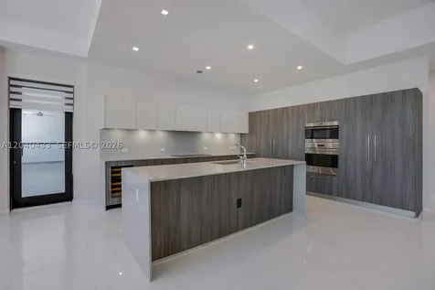 275 Giralda Avenue Coral Gables FL 33134