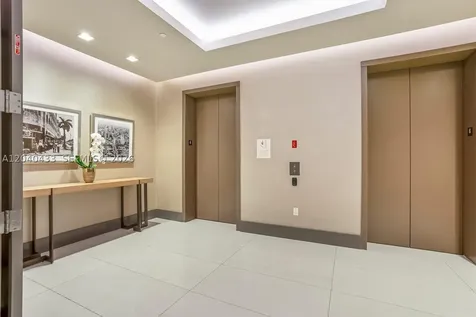 275 Giralda Avenue Coral Gables FL 33134