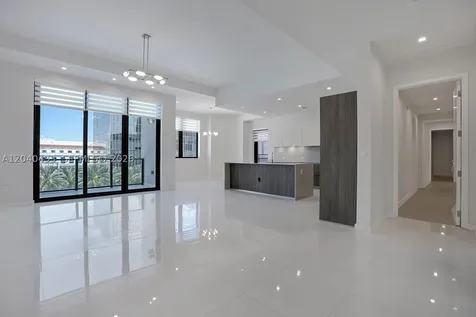 275 Giralda Avenue Coral Gables FL 33134