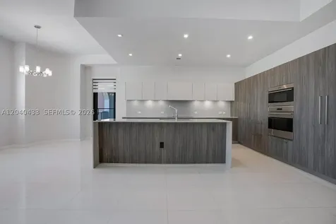 275 Giralda Avenue Coral Gables FL 33134