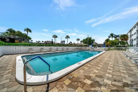 3221 NE 8th Street Pompano Beach FL 33062