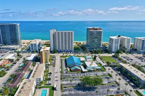 3221 NE 8th Street Pompano Beach FL 33062