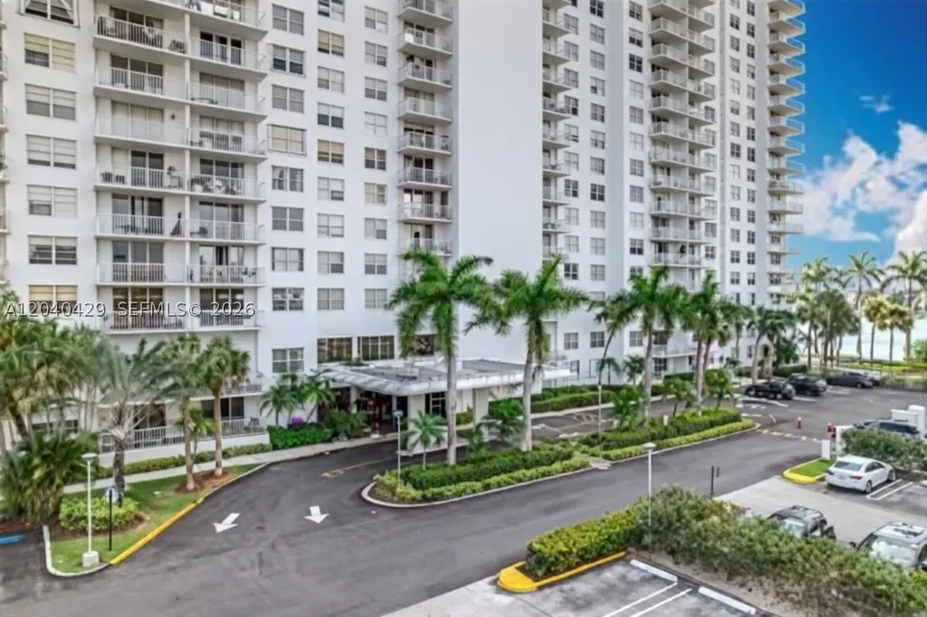 2801 NE 183rd Street Aventura FL 33160