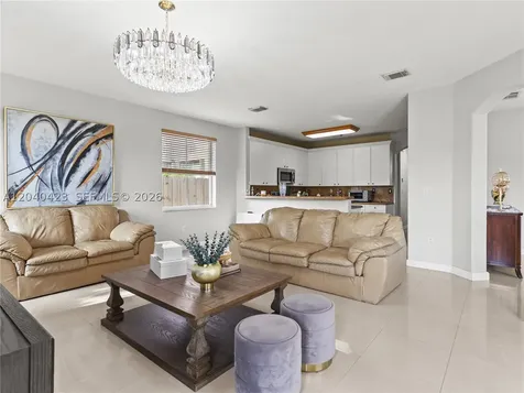 8542 NW 111th Court Doral FL 33178