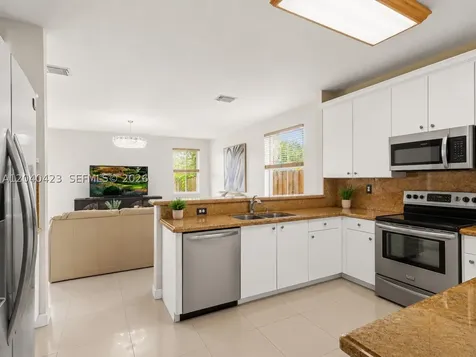 8542 NW 111th Court Doral FL 33178