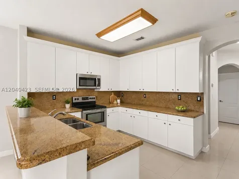8542 NW 111th Court Doral FL 33178