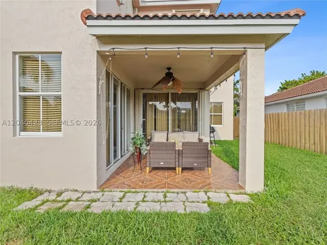 8542 NW 111th Court Doral FL 33178