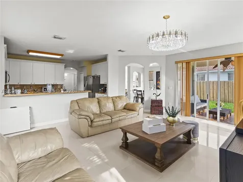 8542 NW 111th Court Doral FL 33178