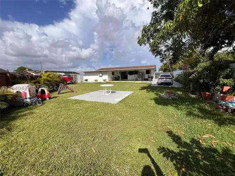 235 SW 18th Avenue Homestead FL 33030