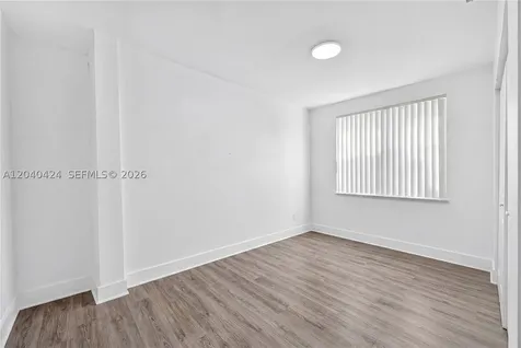 1168 NW 30th Street Miami FL 33127