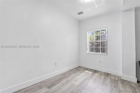 1168 NW 30th Street Miami FL 33127