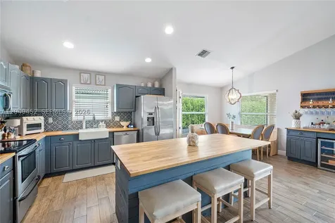 124 Preserve Drive Royal Palm Beach FL 33411