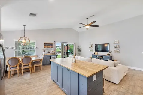 124 Preserve Drive Royal Palm Beach FL 33411