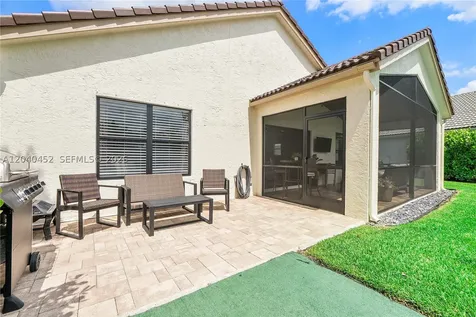 124 Preserve Drive Royal Palm Beach FL 33411