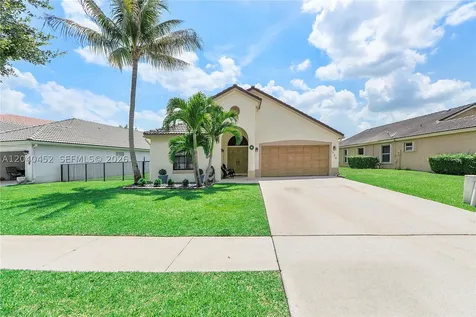 124 Preserve Drive Royal Palm Beach FL 33411