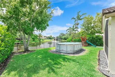 124 Preserve Drive Royal Palm Beach FL 33411