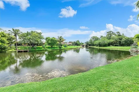 124 Preserve Drive Royal Palm Beach FL 33411