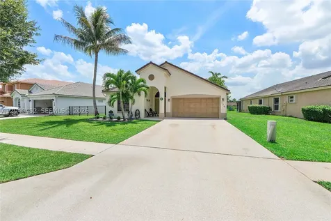 124 Preserve Drive Royal Palm Beach FL 33411