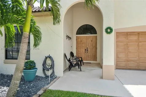 124 Preserve Drive Royal Palm Beach FL 33411