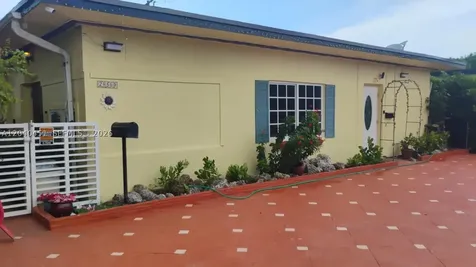 259 NE 111th Street Miami FL 33161