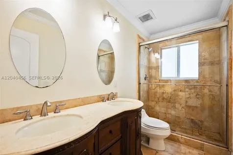 6185 W 10th Avenue Hialeah FL 33012