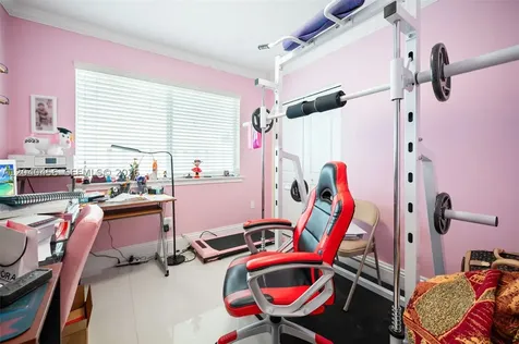 6185 W 10th Avenue Hialeah FL 33012