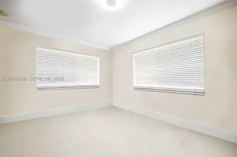 6185 W 10th Avenue Hialeah FL 33012