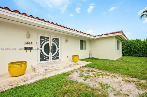 6185 W 10th Avenue Hialeah FL 33012