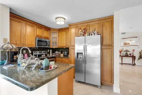 10170 NW 54th Terrace Doral FL 33178