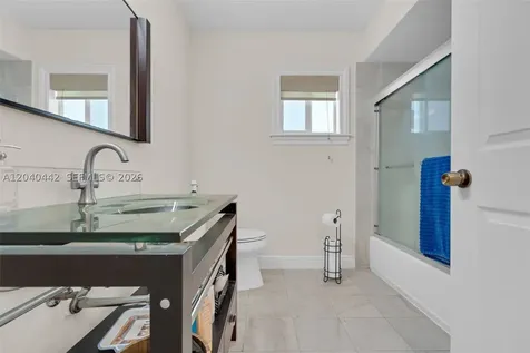 10170 NW 54th Terrace Doral FL 33178