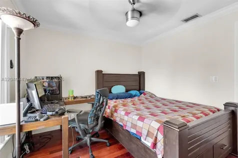 10170 NW 54th Terrace Doral FL 33178