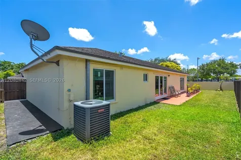 10170 NW 54th Terrace Doral FL 33178