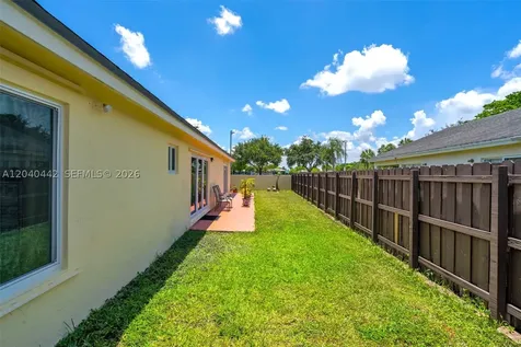10170 NW 54th Terrace Doral FL 33178