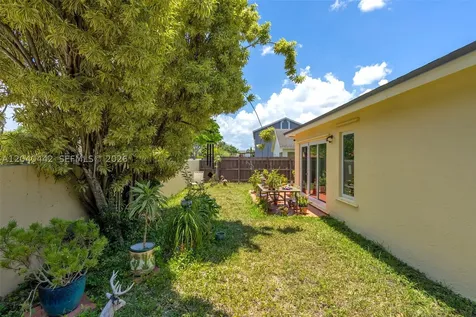 10170 NW 54th Terrace Doral FL 33178