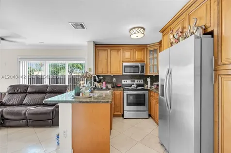 10170 NW 54th Terrace Doral FL 33178