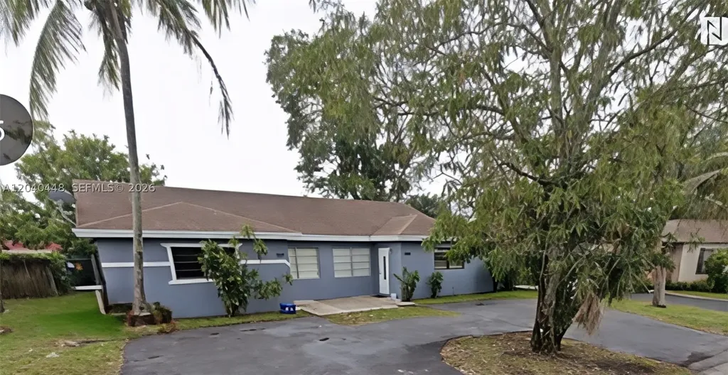 7318-7320 NW 76th Drive Tamarac FL 33321