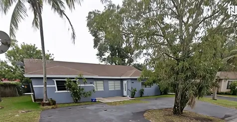 7318-7320 NW 76th Drive Tamarac FL 33321