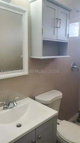 905 SW 4th Terrace Hallandale Beach FL 33009