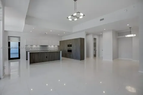 275 Giralda Avenue Coral Gables FL 33134