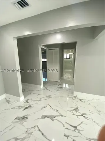 547 E 15th Street Hialeah FL 33010
