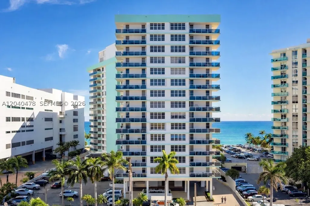 3725 S Ocean Drive Hollywood FL 33019