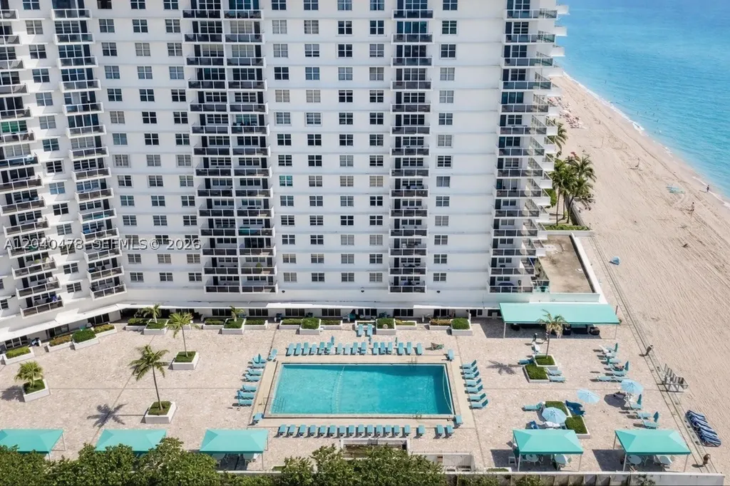 3725 S Ocean Drive Hollywood FL 33019