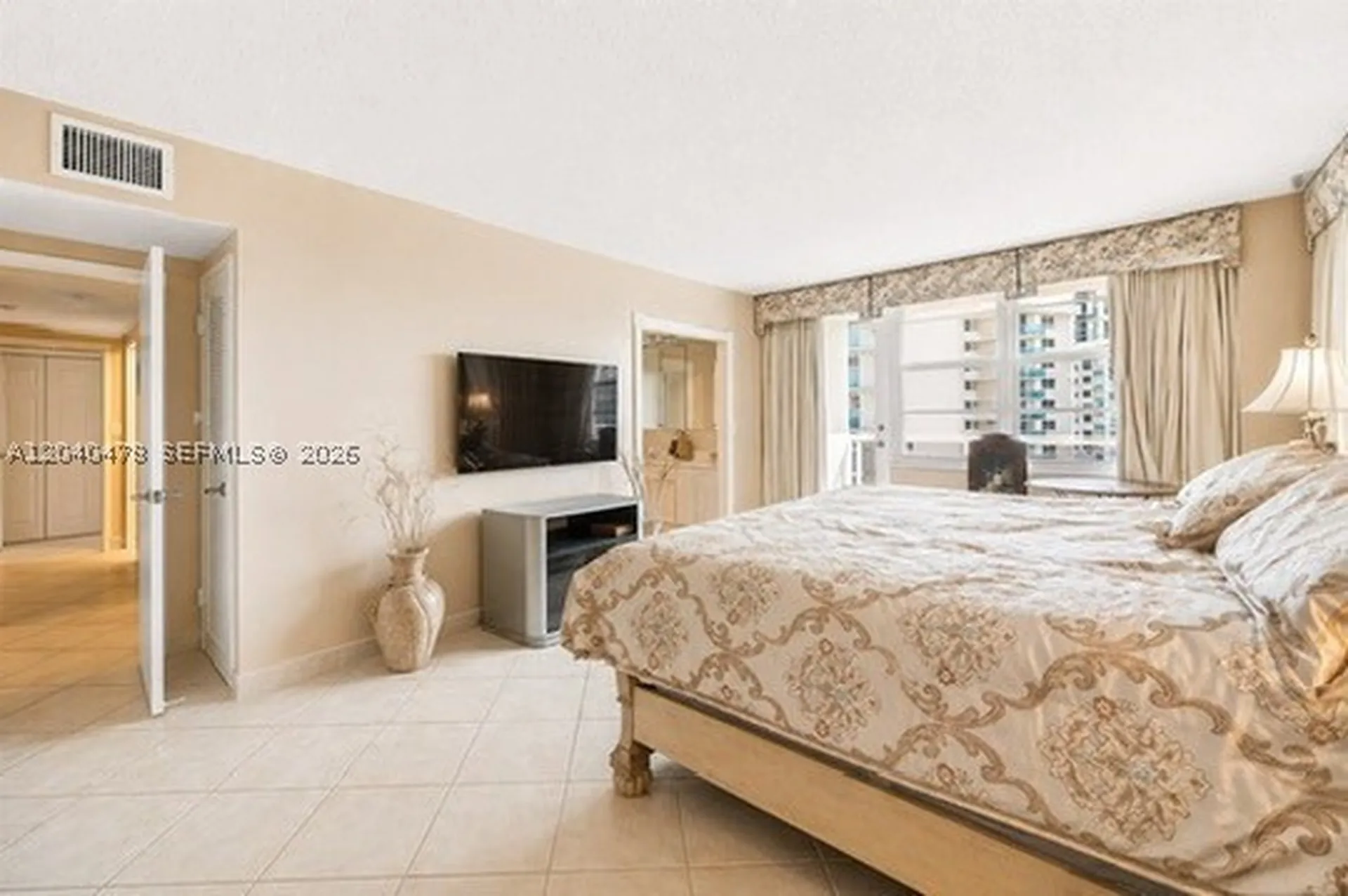 3725 S Ocean Drive Hollywood FL 33019