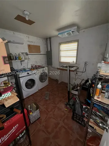 9110 SW 44th Street Miami FL 33165