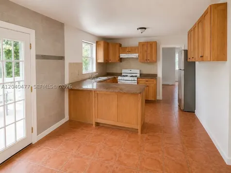 9110 SW 44th Street Miami FL 33165