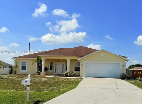 3762 SW Darby Lane Port St. Lucie FL 34953