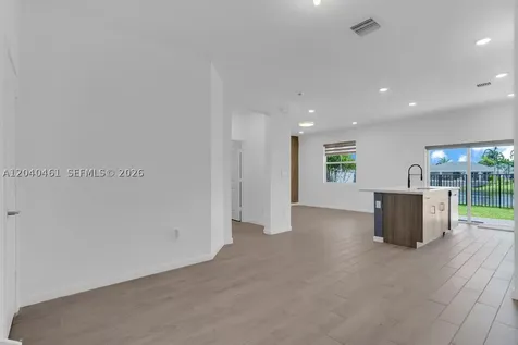 805 SE 18th Street Homestead FL 33034
