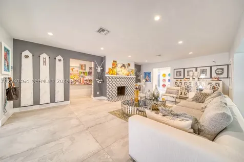 9737 SW 98th Street Miami FL 33176